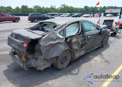 2017 Nissan Altima 2.5 S z USA, uszkodzony, nr VIN 1N4AL3AP1HC134623